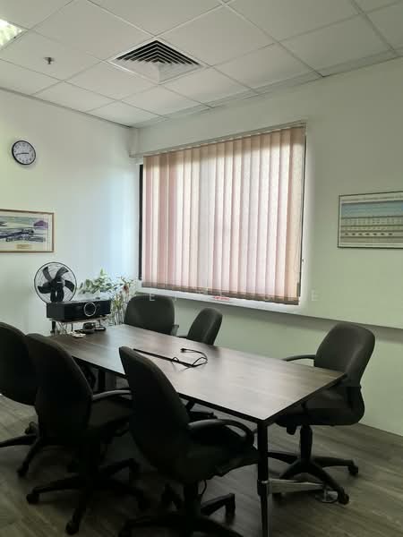 Tai Seng building fitted office, Tai Seng, 2,211 sqft, Office For Rent, by Lynette See, 500118528 - Interior - CommercialGuru.com.sg