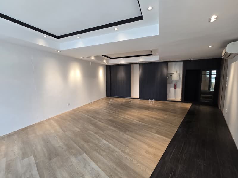 River Valley Road / Tank Road, 5 Tank Road, 972 sqft, Office For Rent, by Chia S M, 500118549 - Interior - CommercialGuru.com.sg