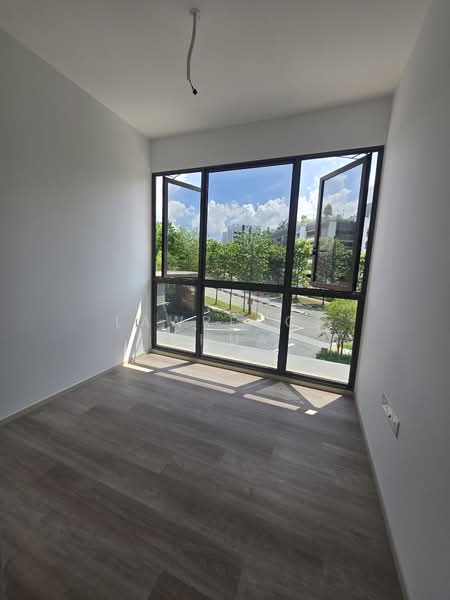 The Watergardens at Canberra, 35 Canberra Drive, 3 Bedrooms, 958 sqft, Condominium For Sale, by Lawrence Phua, 500118550 - PropertyGuru.com.sg