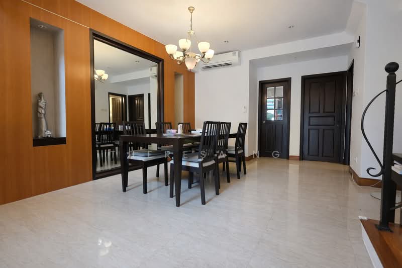 Villa Verde, Verde Avenue, 5 Bedrooms, 3,000 sqft, Terraced House For Sale, by Theresa Ng, 500118553 - Dining Room - PropertyGuru.com.sg