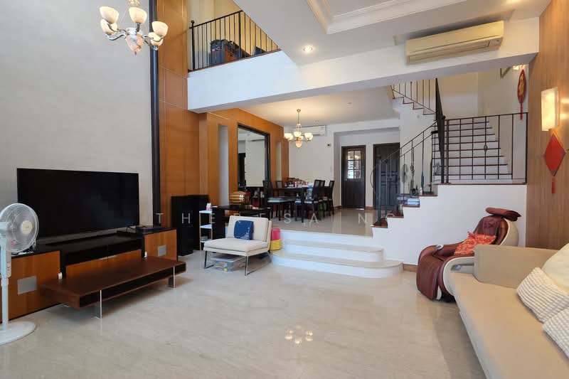 Villa Verde, Verde Avenue, 5 Bedrooms, 3,000 sqft, Terraced House For Sale, by Theresa Ng, 500118553 - Living Room - PropertyGuru.com.sg