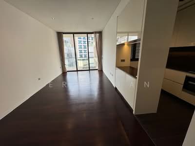 For Rent - Lloyd SixtyFive