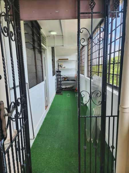 97 Commonwealth Crescent, 97 Commonwealth Crescent, 2 Bedrooms, 732 sqft, HDB Flat For Sale, by Erin Chew, 500118582 - Balcony - PropertyGuru.com.sg