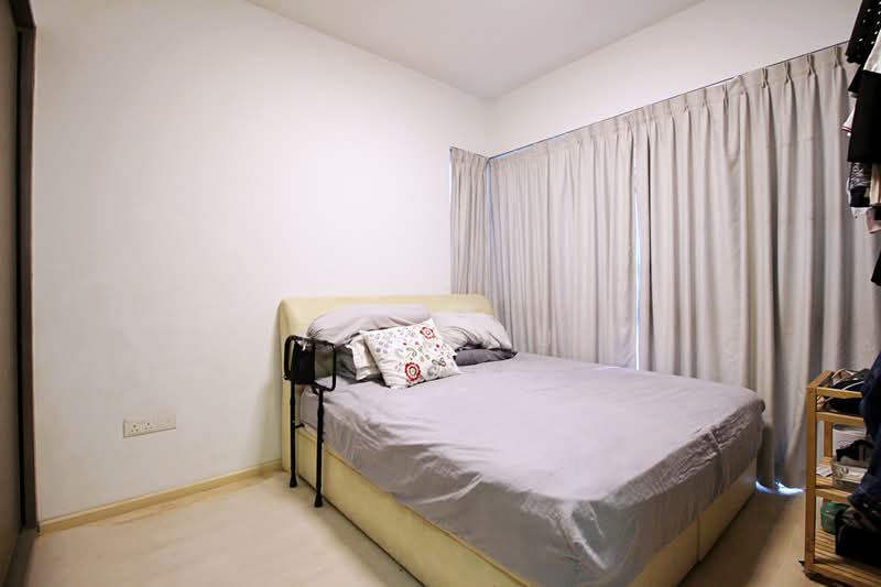H2O Residences, 30 Fernvale Link, 3 Bedrooms, 1,130 sqft, Condominium For Rent, by Evyn Xu, 500118589 - Master Bedroom -can fit in king size bed - PropertyGuru.com.sg