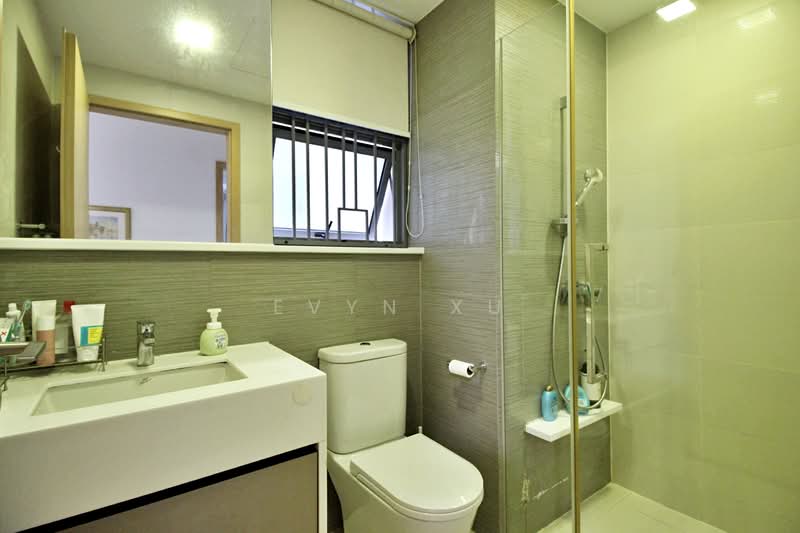 H2O Residences, 30 Fernvale Link, 3 Bedrooms, 1,130 sqft, Condominium For Rent, by Evyn Xu, 500118589 - Common Bathroom - PropertyGuru.com.sg