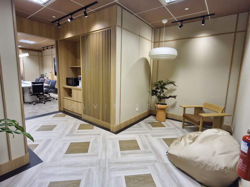 Ngee Ann City, 391 Orchard Road, 1,119 sqft, Office For Rent, by Alvin Seet, 500118594 - Entrance - CommercialGuru.com.sg