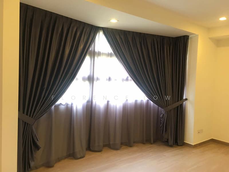 Sixth Avenue Apartment with Private Terrace and Garden, , 2 Bedrooms, 900 sqft, Apartment For Rent, by Florence Low, 500118598 - Master Bedoom - PropertyGuru.com.sg