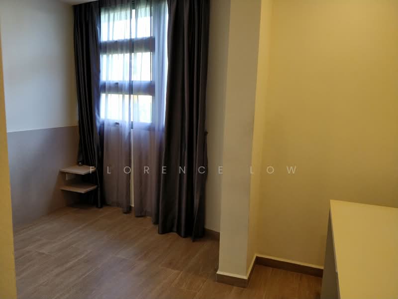 Sixth Avenue Apartment with Private Terrace and Garden, , 2 Bedrooms, 900 sqft, Apartment For Rent, by Florence Low, 500118598 - 2nd Bedroom - PropertyGuru.com.sg