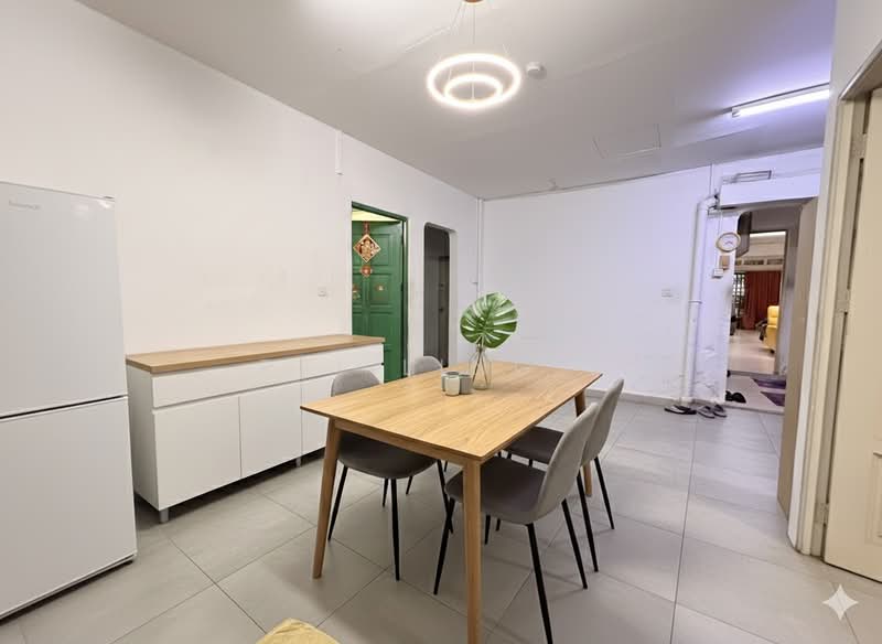 D20 Jalan Leban Sembawang Hill Estate within 1km to CHIJ St. Nic, Jalan Leban, 3 Bedrooms, 1,800 sqft, Corner Terrace For Sale, by Pei Ling ., 500118599 - Dining Room - PropertyGuru.com.sg