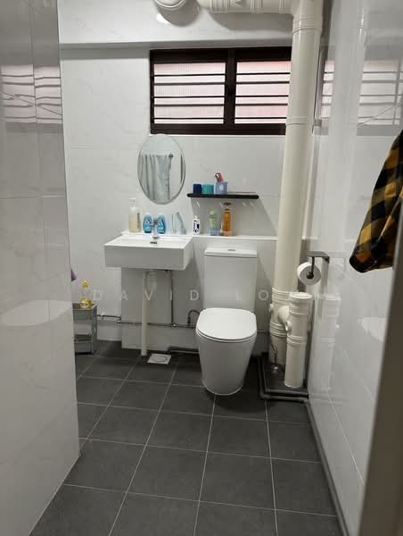 219 Bishan Street 23, 219 Bishan Street 23, 4 Bedrooms, 1,604 sqft, HDB Flat For Sale, by David Low, 500118603 - Bathroom - PropertyGuru.com.sg