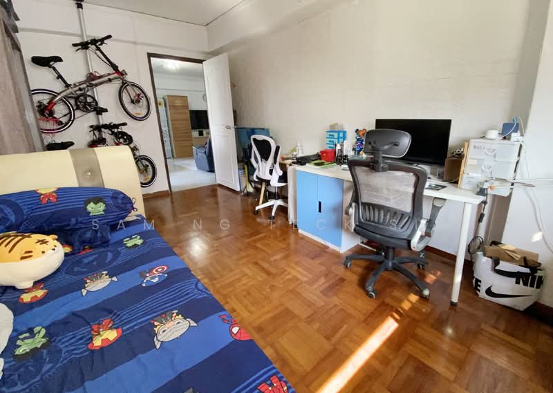 517 Choa Chu Kang Street 51, 517 Choa Chu Kang Street 51, 3 Bedrooms, 1,302 sqft, HDB Flat For Sale, by Sam Ng Teck Sin, 500118622 - Bedroom - PropertyGuru.com.sg