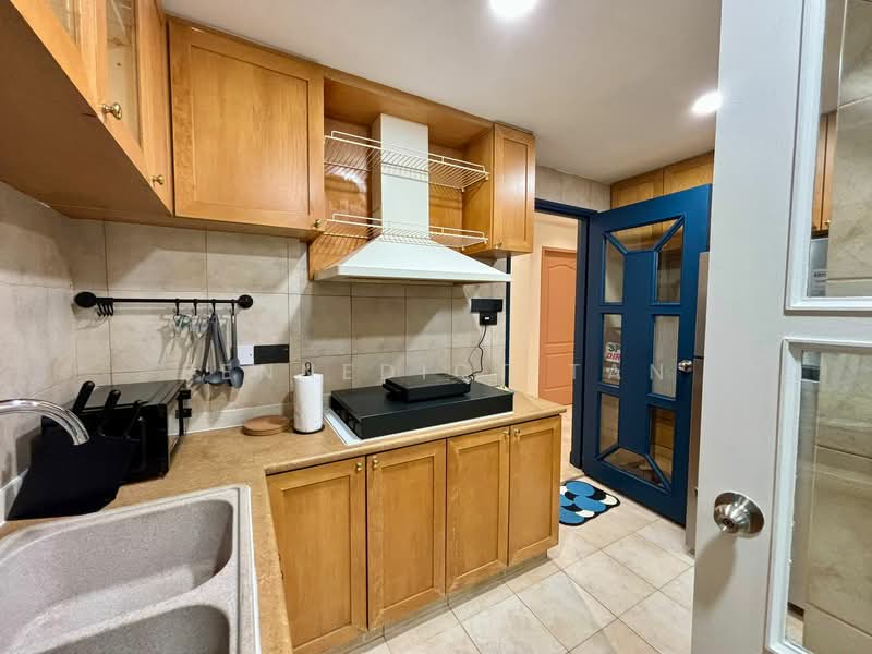 Heritage View, 10 Dover Rise, Room Rental, 150 sqft, Condominium For Rent, by Bennedict Tan, 500118635 - Kitchen - PropertyGuru.com.sg