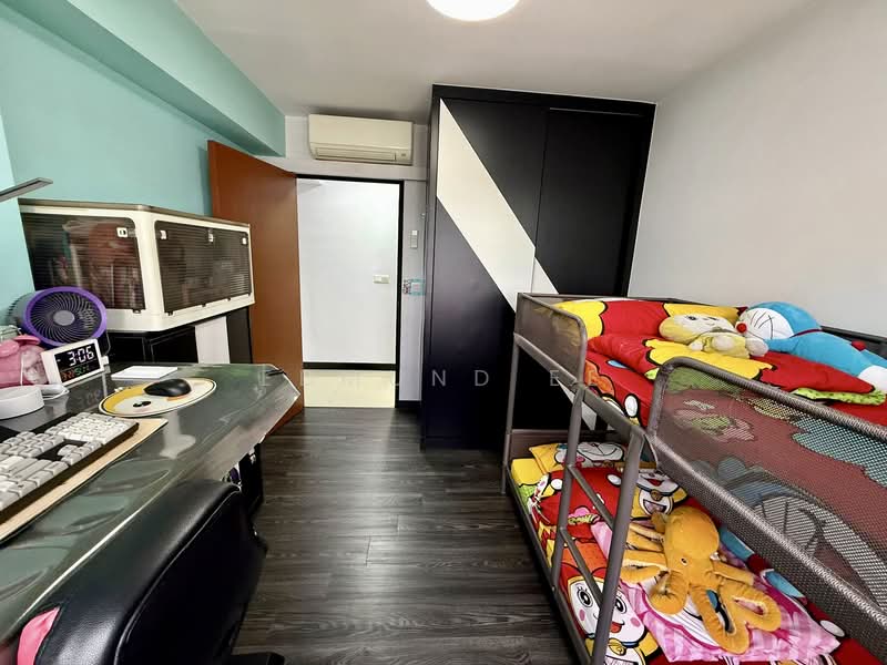 511A Yishun Street 51, 511A Yishun Street 51, 3 Bedrooms, 1,216 sqft, HDB Flat For Sale, by Edmund Ee, 500118649 - Bedroom - PropertyGuru.com.sg