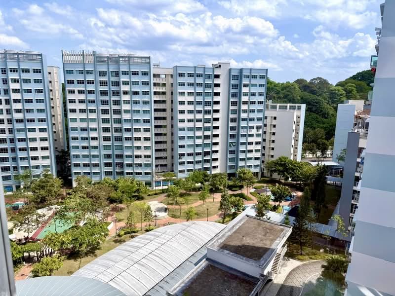 511A Yishun Street 51, 511A Yishun Street 51, 3 Bedrooms, 1,216 sqft, HDB Flat For Sale, by Edmund Ee, 500118649 - Exterior - PropertyGuru.com.sg