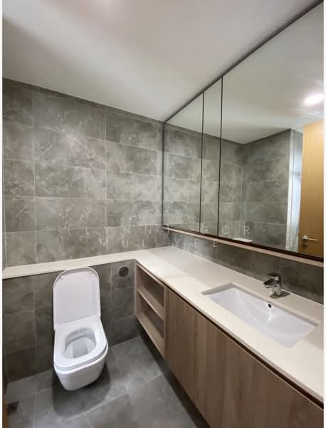 Twin VEW, 93 West Coast Vale, 2 Bedrooms, 743 sqft, Condominium For Rent, by (Lynn) Gor Mui Yee, 500118656 - Bathroom - PropertyGuru.com.sg