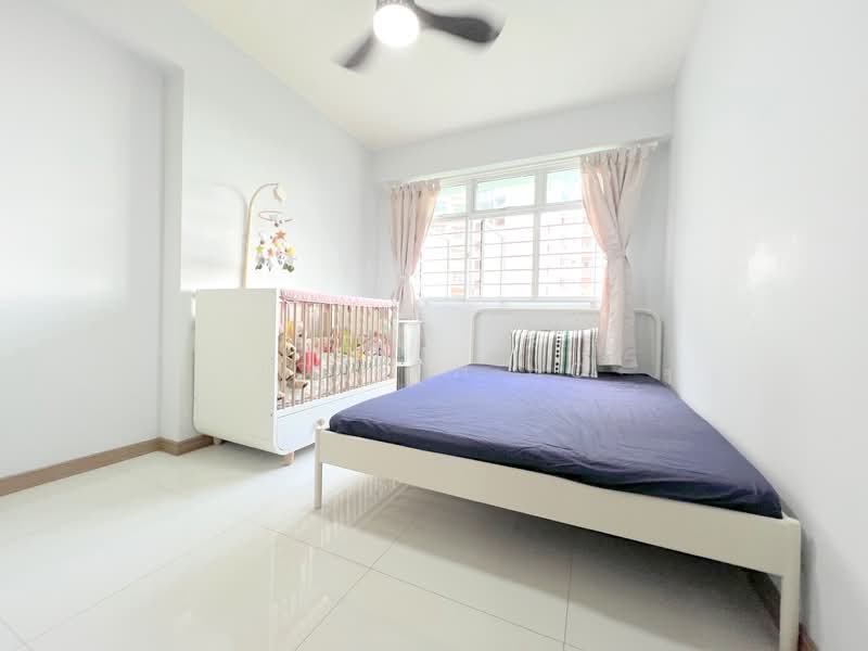 451B Bukit Batok West Avenue 6, 451B Bukit Batok West Avenue 6, 3 Bedrooms, 1,237 sqft, HDB Flat For Sale, by Joseph Ho, 500118661 - Bedroom - PropertyGuru.com.sg