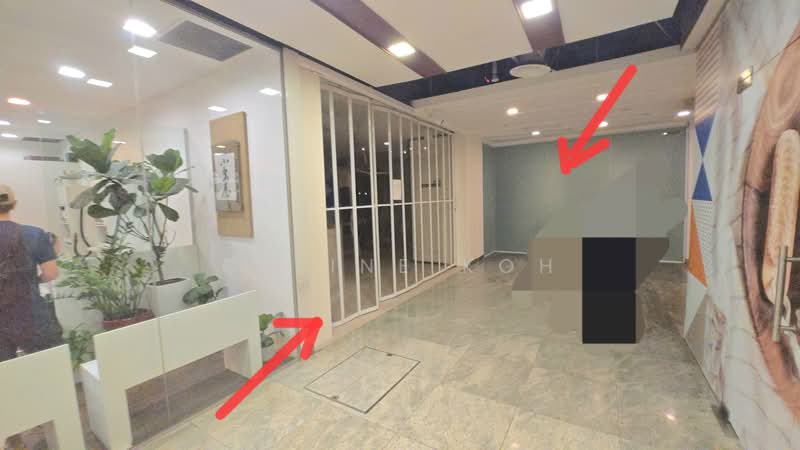 Clarke Quay Fully Fitted Hair Salon Near Mrt Exit, , 1,152 sqft, Mall Shop For Rent, by Celine Koh, 500118675 - Entrance - CommercialGuru.com.sg