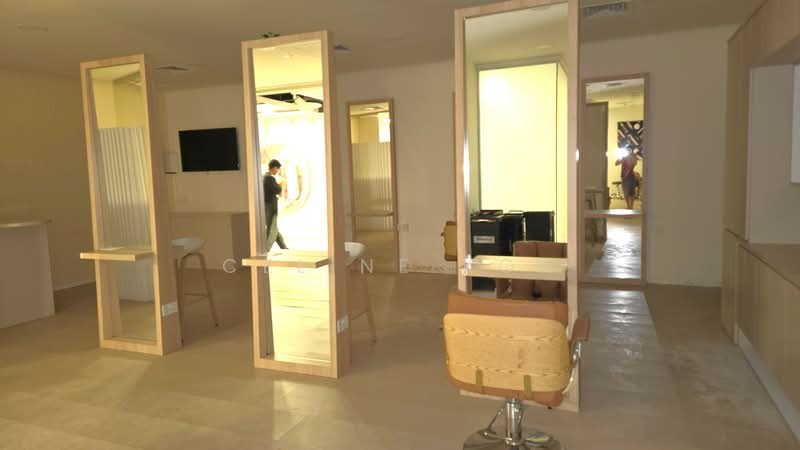 Clarke Quay Fully Fitted Hair Salon Near Mrt Exit, , 1,152 sqft, Mall Shop For Rent, by Celine Koh, 500118675 - Interior - CommercialGuru.com.sg