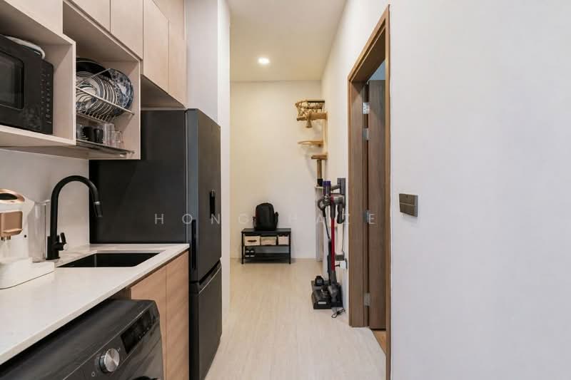 Floraville, 2 Cactus Road, 3 Bedrooms, 786 sqft, Apartment For Sale, by Hong Hazel, 500118698 - Kitchen - PropertyGuru.com.sg