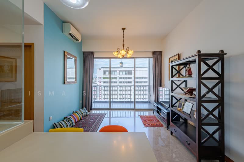 Seastrand, 11 Pasir Ris Link, 2 Bedrooms, 883 sqft, Condominium For Sale, by Isma Seeneevassen, 500118703 - Living Area - PropertyGuru.com.sg