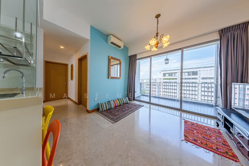 Seastrand, 11 Pasir Ris Link, 2 Bedrooms, 883 sqft, Condominium For Sale, by Isma Seeneevassen, 500118703 - Living Area - PropertyGuru.com.sg