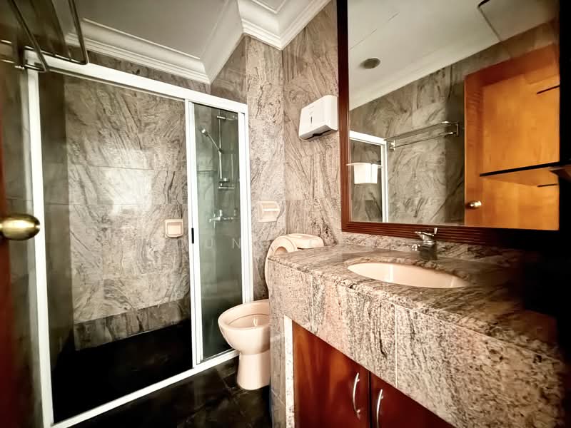 Le Hill, 42 Pasir Panjang Hill, 2 Bedrooms, 1,066 sqft, Condominium For Rent, by Young Chng, 500118705 - Bathroom - PropertyGuru.com.sg