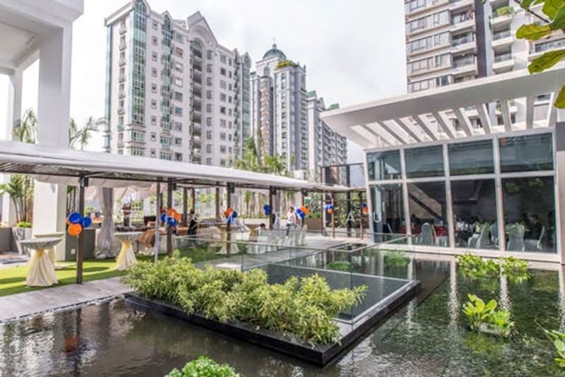 City & Sea Views - Penthouse unit next to MRT and Schools, , 4 Bedrooms, 3,423 sqft, Condominium For Sale, by Homer Lau, 500118709 - Exterior - PropertyGuru.com.sg