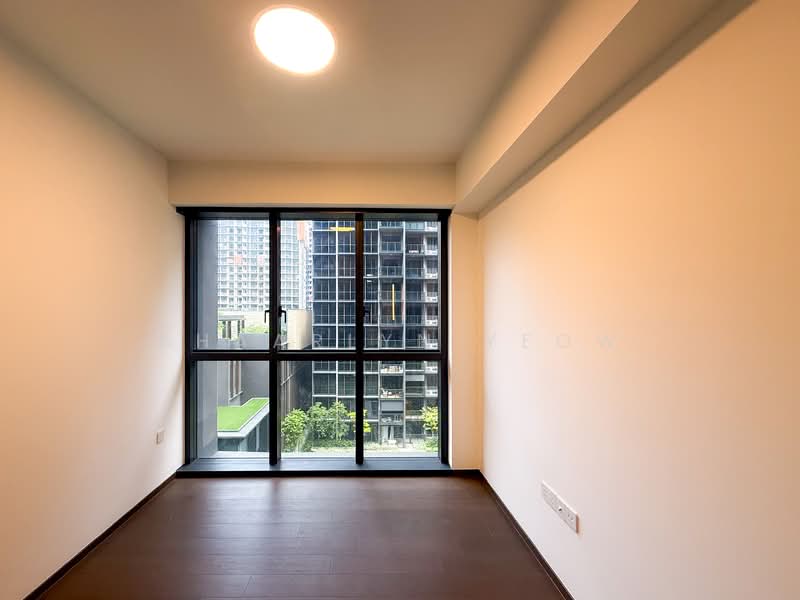 Tembusu Grand, 96 Jalan Tembusu, 2 Bedrooms, 743 sqft, Condominium For Rent, by Shaarlyn Yeow, 500118727 - Master Room - PropertyGuru.com.sg