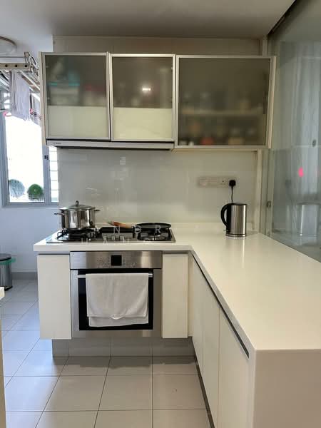 One Amber, 3 Amber Gardens, 3 Bedrooms, 1,302 sqft, Condominium For Sale, by Andreas Chang Shin Ae, 500118730 - Kitchen - PropertyGuru.com.sg