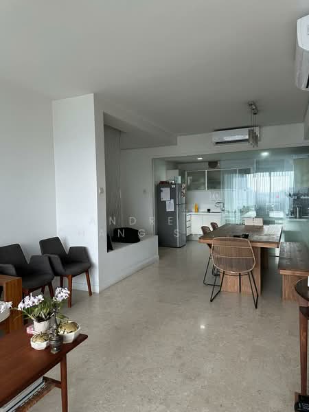 One Amber, 3 Amber Gardens, 3 Bedrooms, 1,302 sqft, Condominium For Sale, by Andreas Chang Shin Ae, 500118730 - Living Room - PropertyGuru.com.sg