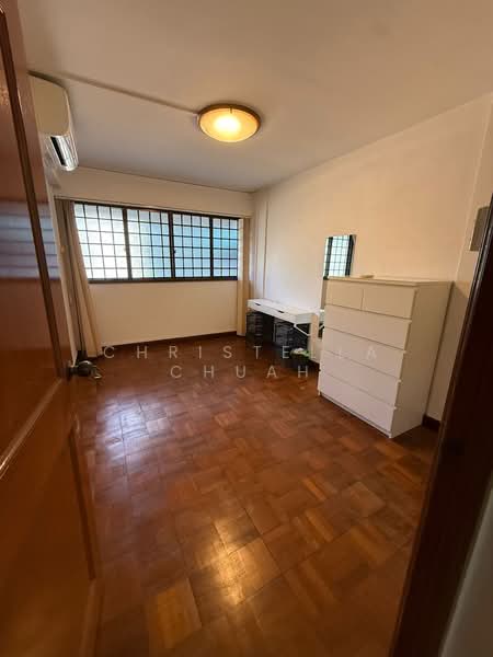 201 Toa Payoh North, 201 Toa Payoh North, 2 Bedrooms, 936 sqft, HDB Flat For Rent, by Christella Chuah, 500118731 - Bedroom - PropertyGuru.com.sg