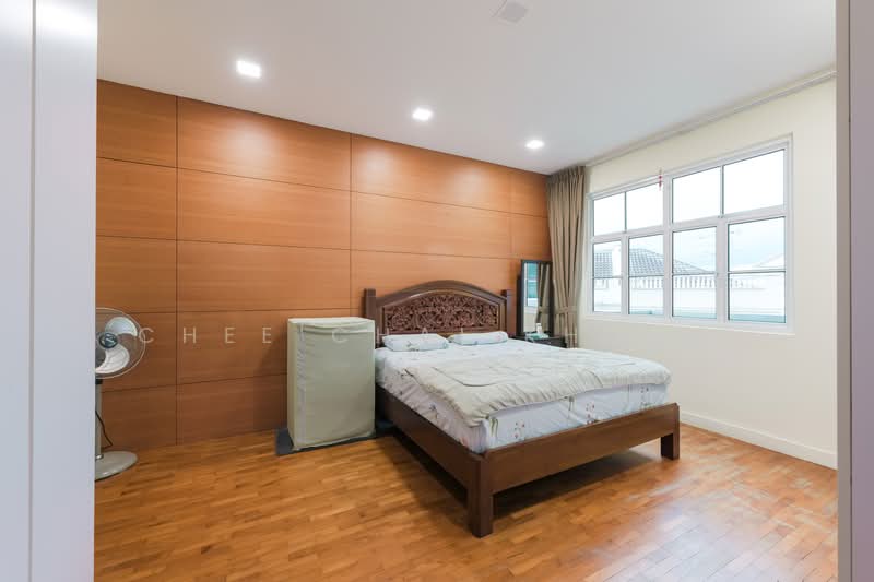 La Suisse I, 58 Swiss View, 3 Bedrooms, 2,099 sqft, Condominium For Sale, by Chee Chai Khong, 500118732 - Bedroom - PropertyGuru.com.sg