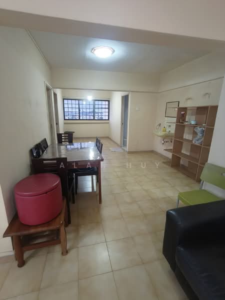 Neptune Court, 1 Marine Vista, Room Rental, 200 sqft, Apartment For Rent, by Alan Huy, 500118738 - Living Room - PropertyGuru.com.sg