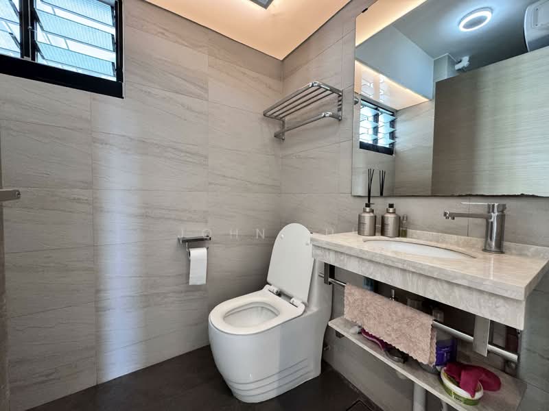 126C Kim Tian Road, 126C Kim Tian Road, 3 Bedrooms, 947 sqft, HDB Flat For Sale, by John Lui, 500118744 - Bathroom - PropertyGuru.com.sg