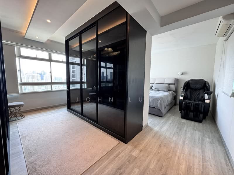 126C Kim Tian Road, 126C Kim Tian Road, 3 Bedrooms, 947 sqft, HDB Flat For Sale, by John Lui, 500118744 - Wardobe & Master Bedroom - PropertyGuru.com.sg