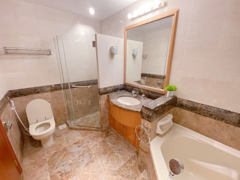 The Sterling, 1001 Bukit Timah Road, Room Rental, 150 sqft, Condominium For Rent, by Pheron Lim, 500118751 - Bathroom - PropertyGuru.com.sg