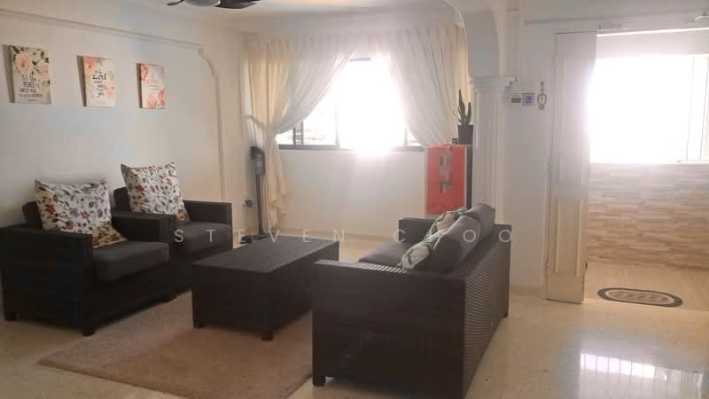 408 Pandan Gardens, 408 Pandan Gardens, 3 Bedrooms, 1,044 sqft, HDB Flat For Rent, by Steven Choo, 500118754 - Living Room - PropertyGuru.com.sg