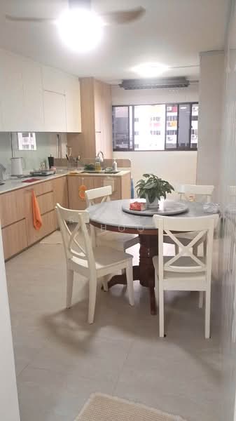 408 Pandan Gardens, 408 Pandan Gardens, 3 Bedrooms, 1,044 sqft, HDB Flat For Rent, by Steven Choo, 500118754 - Kitchen - PropertyGuru.com.sg