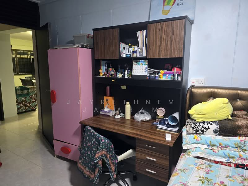 251 Choa Chu Kang Avenue 2, 251 Choa Chu Kang Avenue 2, 3 Bedrooms, 1,119 sqft, HDB Flat For Sale, by Jayrethnem Jayaram, 500118756 - Bedroom - PropertyGuru.com.sg