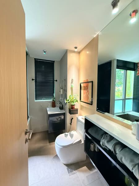 Kovan Melody, 25 Kovan Road, 4 Bedrooms, 1,689 sqft, Condominium For Sale, by Cecilia Zhang, 500118768 - Bathroom - PropertyGuru.com.sg