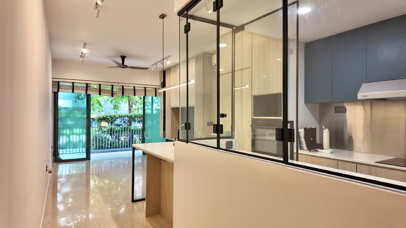 Thomson Three, 41 Bright Hill Drive, 3 Bedrooms, 1,259 sqft, Condominium For Sale, by Queen Sie, 500118778 - Living Room - PropertyGuru.com.sg