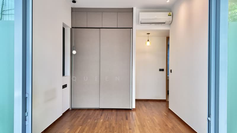 Thomson Three, 41 Bright Hill Drive, 3 Bedrooms, 1,259 sqft, Condominium For Sale, by Queen Sie, 500118778 - Master Bedroom - PropertyGuru.com.sg