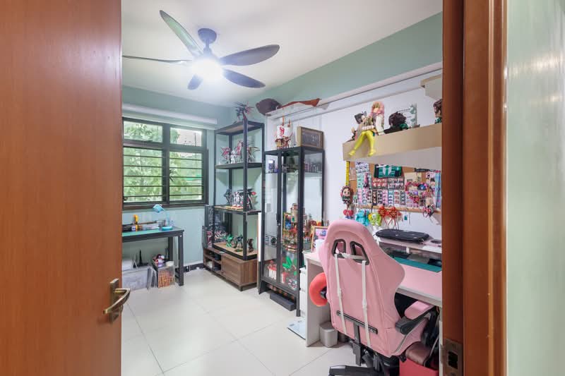 592A Montreal Ville, 592A Montreal Link, 3 Bedrooms, 1,001 sqft, HDB Flat For Sale, by Harith Nash, 500118786 - Study - PropertyGuru.com.sg