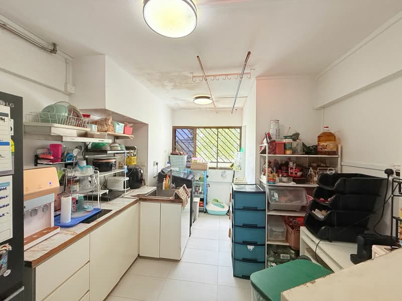 512 Bukit Batok Street 52, 512 Bukit Batok Street 52, 4 Bedrooms, 1,582 sqft, HDB Flat For Sale, by Jose Loh Zhenhao, 500118792 - Kitchen - PropertyGuru.com.sg