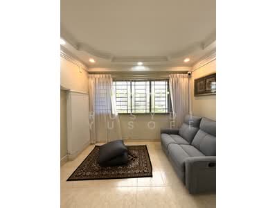 For Sale - 776 Woodlands Crescent