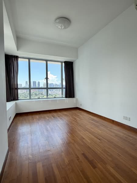 Regency Suites, 36 Kim Tian Road, 3 Bedrooms, 1,421 sqft, Condominium For Rent, by Serene Ng, 500118837 - Master Bedroom - PropertyGuru.com.sg