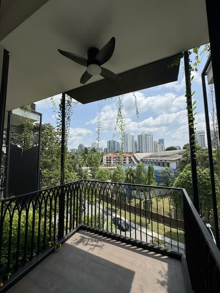 Jervois Mansion, 8 Jervois Close, 2 Bedrooms, 678 sqft, Condominium For Rent, by Stephanie Chan, 500118854 - Balcony - PropertyGuru.com.sg