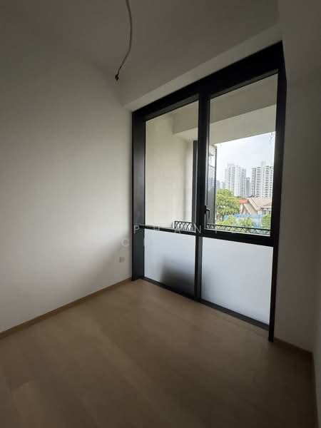 Jervois Mansion, 8 Jervois Close, 2 Bedrooms, 678 sqft, Condominium For Rent, by Stephanie Chan, 500118854 - Bedroom - PropertyGuru.com.sg