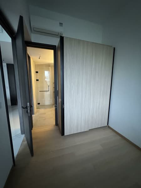 Jervois Mansion, 8 Jervois Close, 2 Bedrooms, 678 sqft, Condominium For Rent, by Stephanie Chan, 500118854 - Bedroom - PropertyGuru.com.sg