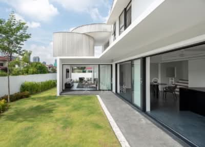 For Sale - MODERN GCB 💎LOW PSF @ $1,XXXpsf 🔥Resort-Style Pool ☎️MARTIN 9320.20.20